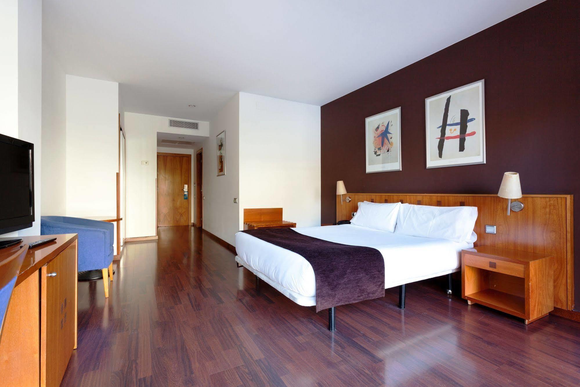 Hotel Viladomat By Silken Barcelona Ngoại thất bức ảnh